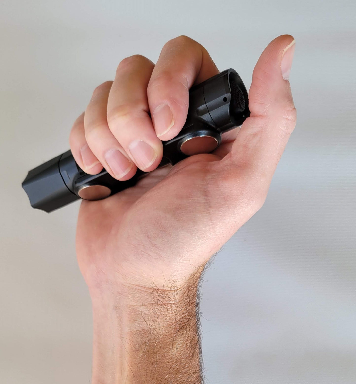 Rigel II: 1100 Lumen Magnetic Tactical Flashlight