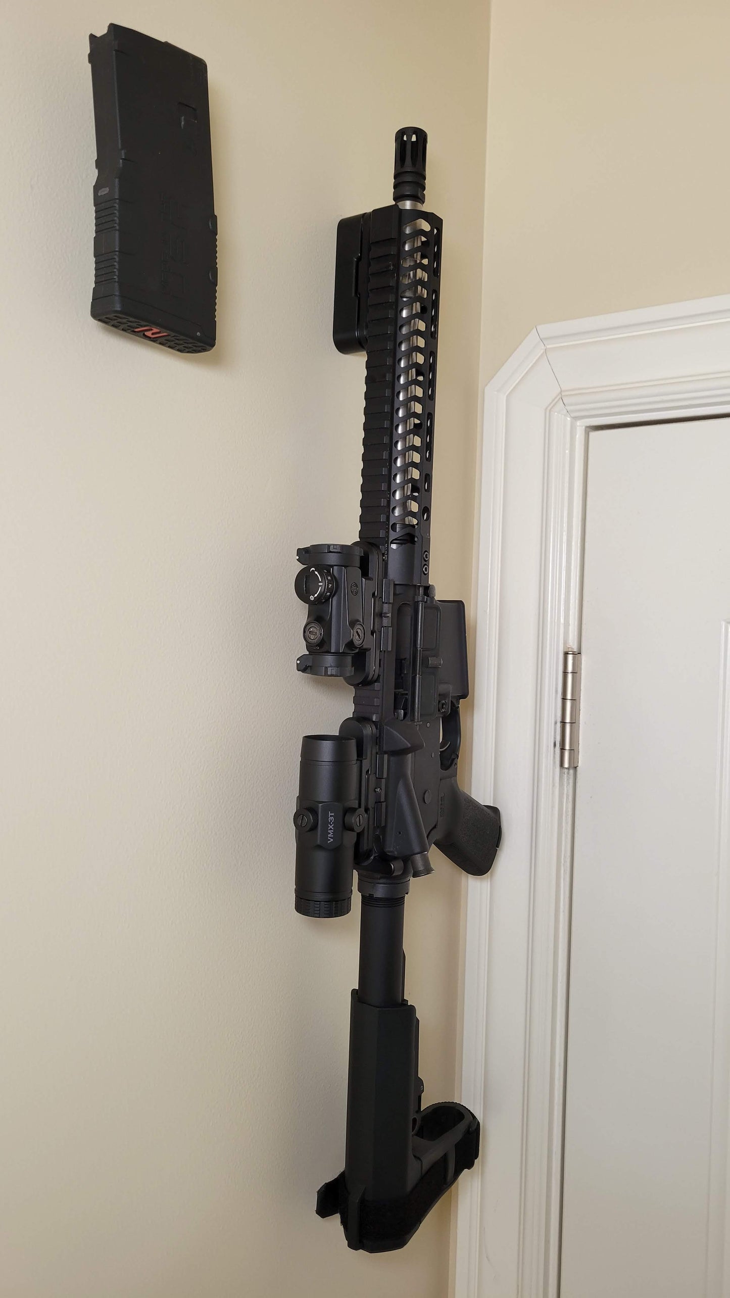 Magnetic Picatinny Rail Mount (Male)